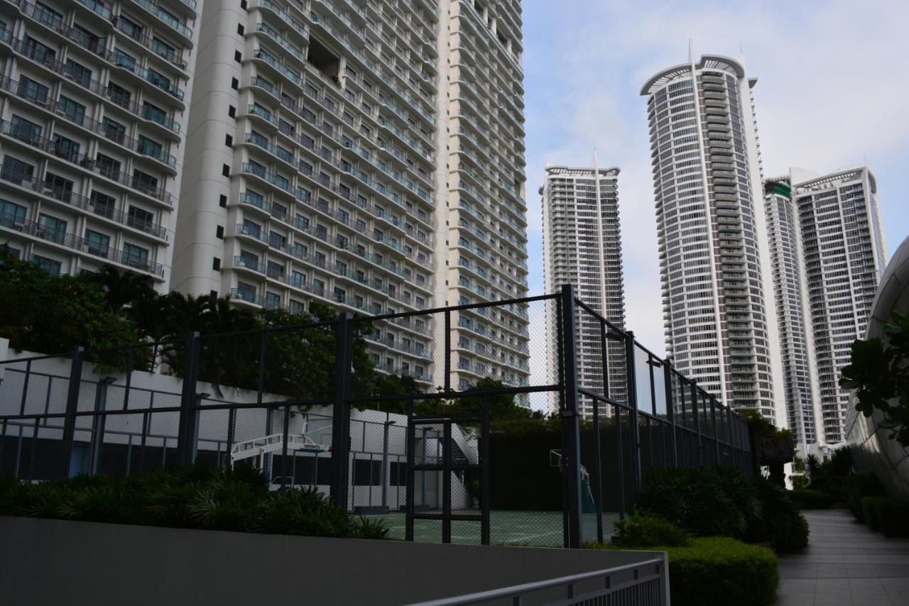 Luxxe Interior Design Condo - Novotel Residences At Acqua Private Residences Mandaluyong Exterior photo
