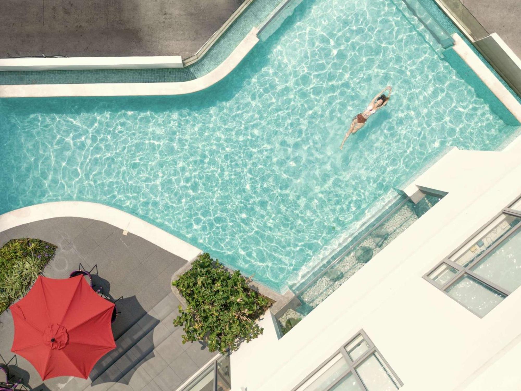 Luxxe Interior Design Condo - Novotel Residences At Acqua Private Residences Mandaluyong Exterior photo